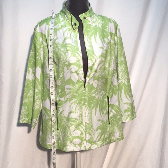 Additions by Chico’s tropical jacket size 1 - Picture 3 of 9